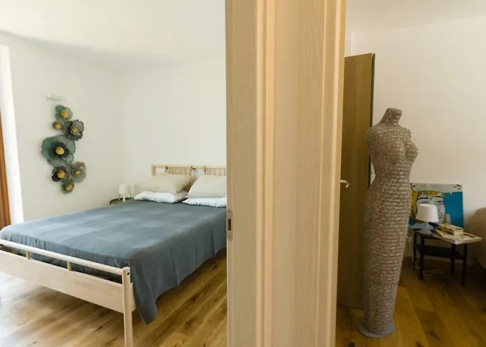 Enjoyiseolake - Discesa A With Terrace And Garden On Iseo Lejlighed