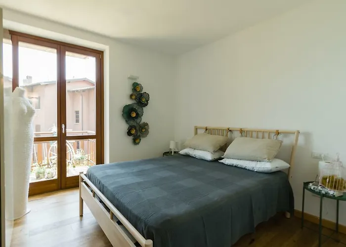 Enjoyiseolake - Discesa A With Terrace And Garden On Iseo